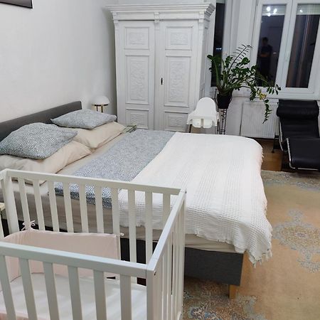 Allomas Apartman Budapest Bagian luar foto