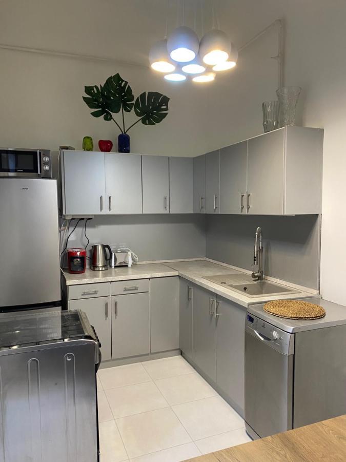 Allomas Apartman Budapest Bagian luar foto